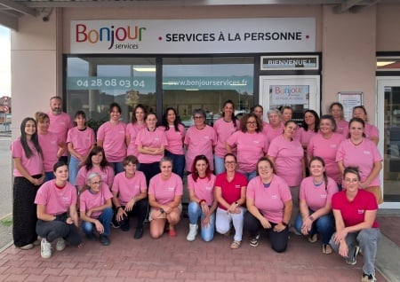 bonjour_services_octobre_rose_recadree_lumineuse.jpg